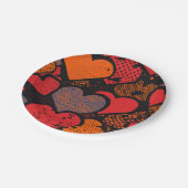 Valentine’s Day Heart Pattern – Retro Pop Art ペーパープレート (アングル)