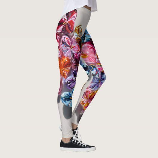 Valentine’s Day Leggings – Romantic Heart Pattern  レギンス (右)