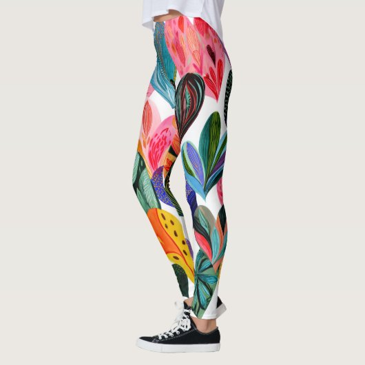 Valentine’s Day Leggings – Romantic Heart Pattern  レギンス (左)