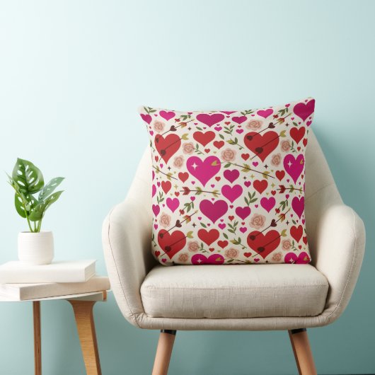 Valentine’s Day Throw Pillow Collection | Romantic クッション (椅子)