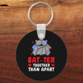 Valentine's Day Cuddling Cute Bats Couple Bat Vale キーホルダー (正面)