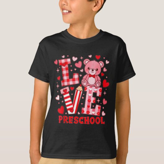 Valentine's Day Love Pre School Teacher  Tシャツ (正面)