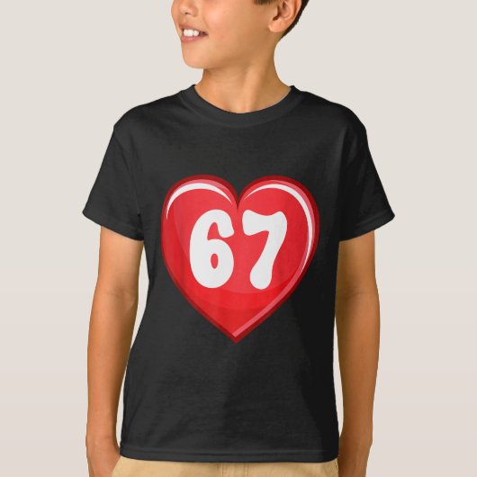 Valentine's Day Six Seven Hearts 6 7 Meme Gen Alph Tシャツ (正面)