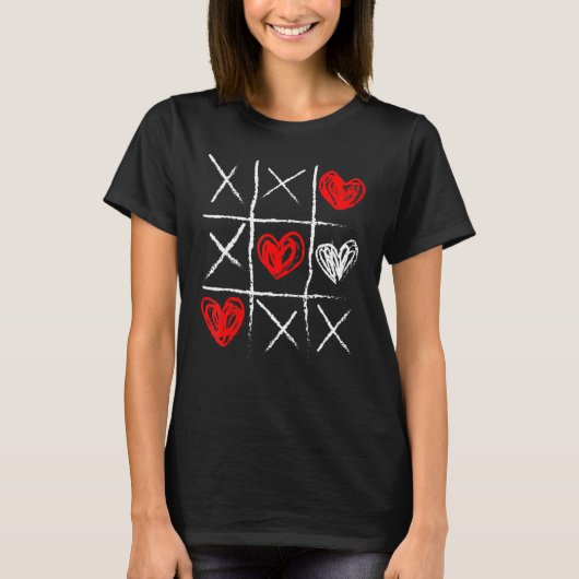 Valentine's Day Tic Tac Toe Valentine Cute Heart Tシャツ (正面)