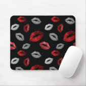 Valentines Red Silver Glitter Lips on Black  マウスパッド (マウス)