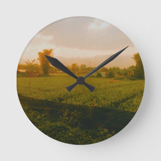 Vang Vieng - Laos  ラウンド壁時計 (正面)
