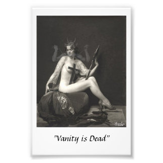"Vanity is Dead" フォトプリント