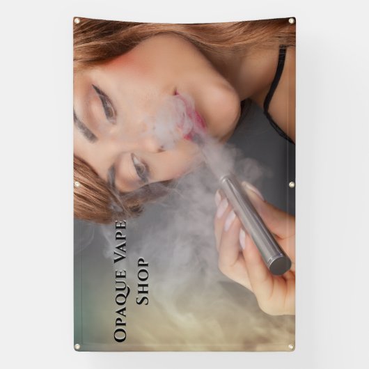 Vapeカスタマイズビジネスアクセントを蒸発する若い女性 横断幕 (縦)