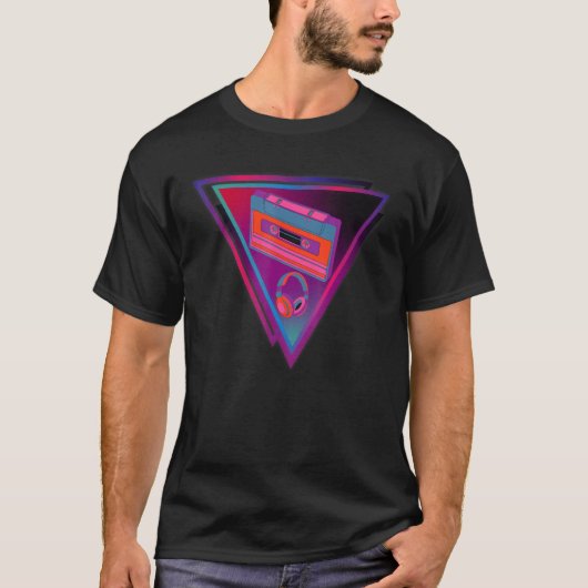 Vaporwave triangle Synthwave Cassete DJテープヘッド Tシャツ (正面)