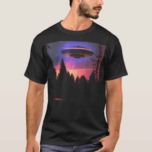 Vaporwave UFO合成波エイリアンレトログリッチ90s Aes Tシャツ (正面)