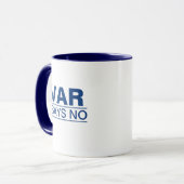 "VAR Says No" (ブルーデザイン)サッカーおもしろいマグ マグカップ (正面左)
