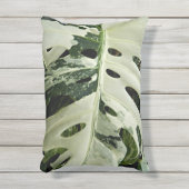 Variegated Monstera Plant Botanical アクセントクッション (正面(縦))