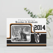 Varsityバンドサクソフォン卒業写真オレンジ 招待状 (スタンド正面)