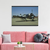 Vbed F4U Corsair, Right Front_WWII飛行機 キャンバスプリント (インサイチュ (リビング))