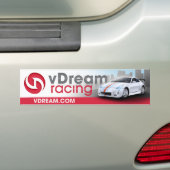 vDreamのバンパーステッカー(赤い) バンパーステッカー (車上)