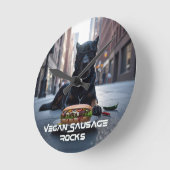 VEGAN SAUSAGE ROCKS - FUN ラウンド壁時計 (傾斜)