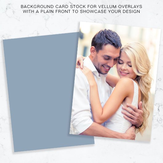 Vellumオーバーレイのフォトダスティブルー背景 招待状