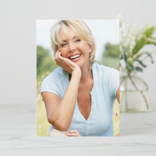 Vellumフォトプログラム誕生日のバックグラウンドカード 招待状 (スタンド正面)