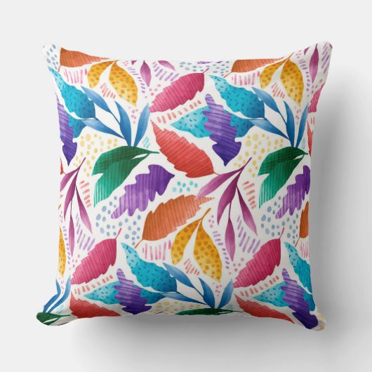 Velvet Whispers Pillow  クッション (正面)