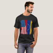 Venezuelan American Flag Half USA Venezuela Root P Tシャツ (正面フル)