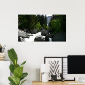 Vernal滝インザディスタンスYosemite ポスター (ホームオフィス)