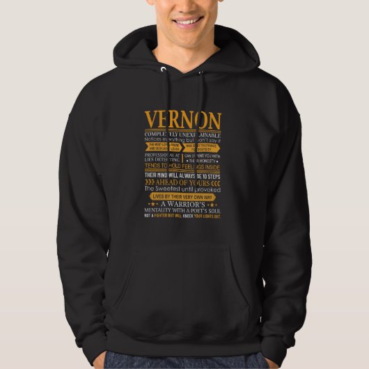 Vernon First Name Shirt – 名前パーソナライズされたVernon パーカ (正面)