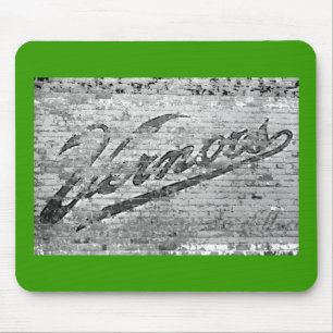 Vernorsの壁-アナーバー、ミシガン州 マウスパッド