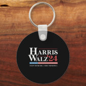 Very Demure Very Mindful Kamala Harris Wheimer 202 キーホルダー (正面)