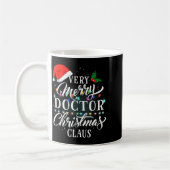 Very Merry Doctor Christmas Claus Pajamas コーヒーマグカップ (左)