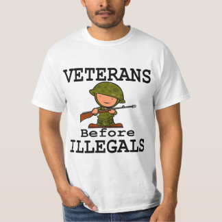Veterans Before Illegals Veterans Day Tシャツ