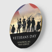 Veteran's Day USA  ラージ壁時計 (傾斜)