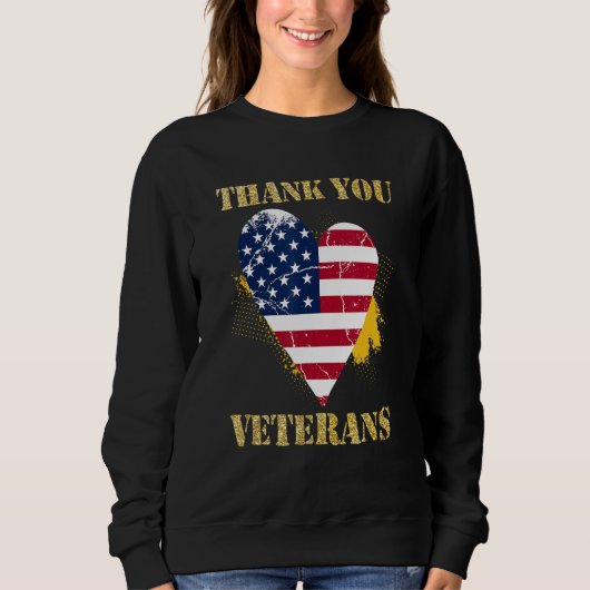 Veterans Day with American flag for Men Dad Women  スウェットシャツ (正面)