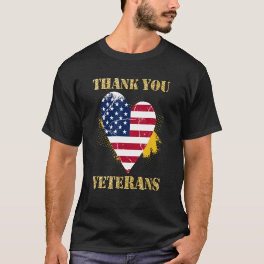 Veterans Day with American flag for Men Dad Women  Tシャツ (正面)