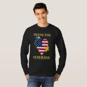 Veterans Day with American flag for Men Dad Women  Tシャツ (正面フル)
