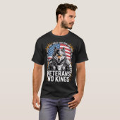 Veterans No Kings Wolf Design for Proud Military Tシャツ (正面フル)