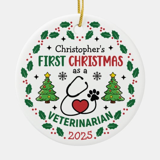 Veterinarian First Christmas Personalized Round セラミックオーナメント (正面)
