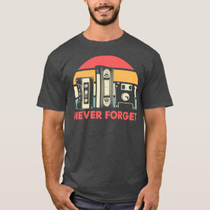 VHSと忘れCassetをカッコいいレトロしない Tシャツ