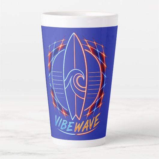 Vibewave Neon Surfboard Design – Retro Wave Glow A カフェラテマグ (正面)