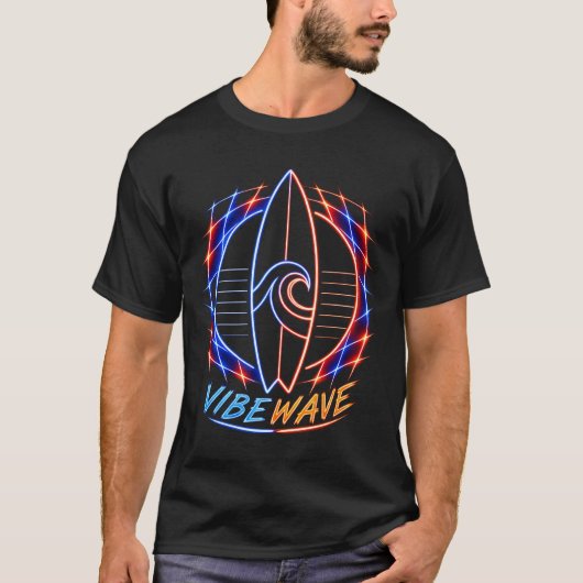 Vibewave Neon Surfboard Design – Retro Wave Glow A Tシャツ (正面)