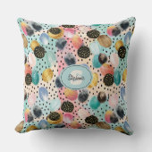 Vibrant Abstract Brushstroke & Polka Dot Pattern クッション (正面)