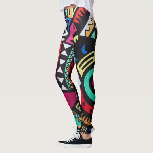Vibrant Afro-Centric Geometric Pattern – Bold Trib レギンス (左)