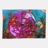 Vibrant Christmas Ornament Sparkle Design キッチンタオル (横)