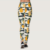 Vibrant Citrus Fruit Pattern with Green Leaves (5) レギンス (裏面)