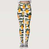 Vibrant Citrus Fruit Pattern with Green Leaves (5) レギンス (正面)