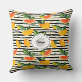 Vibrant Citrus Fruit Pattern with Green Leaves (6) クッション (裏面)