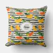 Vibrant Citrus Fruit Pattern with Green Leaves (6) クッション (正面)