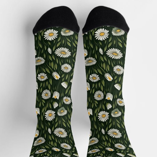 Vibrant Daisy Pattern with Lush Green Accents ソックス (上部)