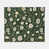 Vibrant Daisy Pattern with Lush Green Accents フリースブランケット (正面(横))