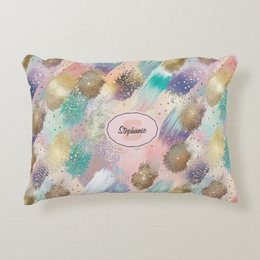 Vibrant Diagonal Brushstroke Pattern アクセントクッション (正面)