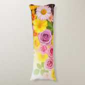 Vibrant Floral Gradient Art – Pink Yellow Purple ボディピロー (正面縦)